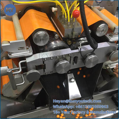 सॉफ्ट कैप्सूल स्वचालित उत्पादन लाइन के लिए पेशेवर पेंटबॉल एनकैप्सुलेशन मशीन