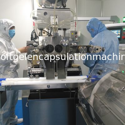 13kw स्वचालित तरल सॉफ्टगेल भरने की मशीन सॉफ्टगेल एनकैप्सुलेशन 103 X 172mm