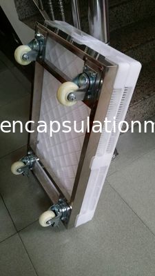 सुरक्षित खाद्य ग्रेड पीपीई प्लास्टिक सुखाने ट्रे और ट्रॉली मजबूत क्रूरता ISO9001