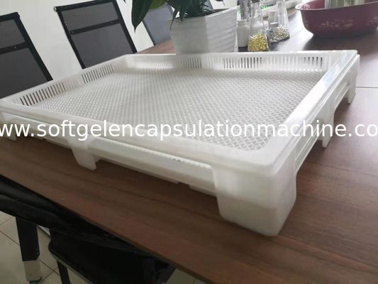 लाइट वेट प्लास्टिक कूलर ट्रे फूड ग्रेड स्टैकेबल फ्लैट बॉटम 762 * 600 * 55 मिमी